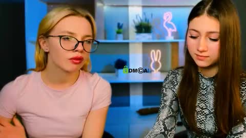 arianaa_cat online show from March 2026 07:30:01 PM