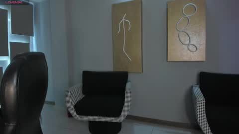 Ariana Dumont online show from February 2026 11:27:02 AM