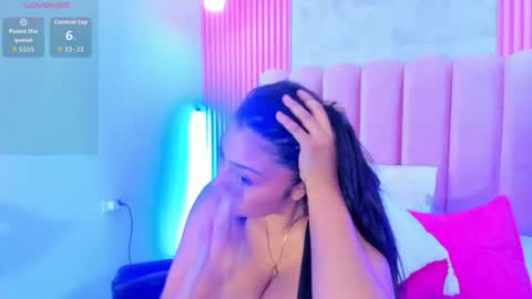 Snapshot of arianarougee chatting on July 2026 04:29:01 AM ArianaRougee online show from July 2026 04:29:01 AM
