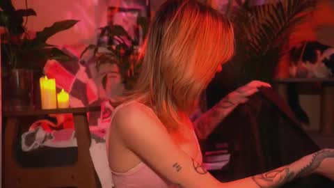 Snapshot of arianna_richi chatting on February 2026 06:56:02 AM Olivka online show from February 2026 06:56:02 AM