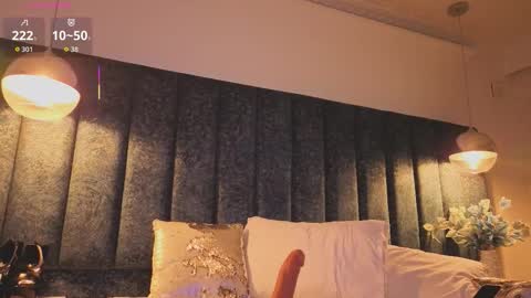 Snapshot of arianna_suarez1 chatting on January 2026 07:34:01 PM Arianna online show from January 2026 07:34:01 PM