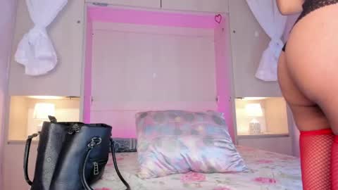 ariannavega_ online show from June 2026 11:46:02 AM
