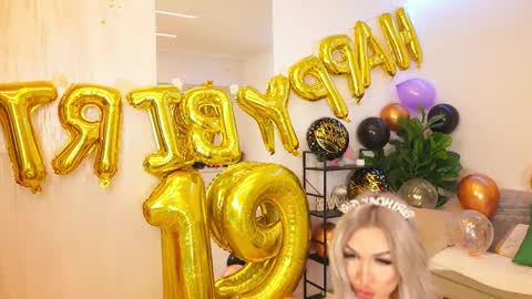 Arianna online show from April 2026 08:17:02 AM