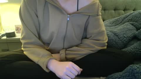 Snapshot of ariawoods chatting on December 2024 11:28:02 PM Aria Woods online show from December 2024 11:28:02 PM