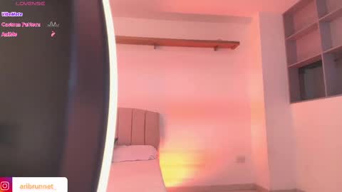  Ari Just Ari online show from October 2025 03:11:02 PM