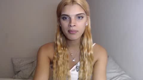 La Bratz Doll online show from September 2025 05:17:01 PM