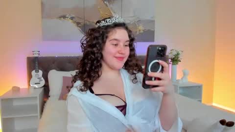 Snapshot of ariella_sol chatting on December 2024 04:20:02 AM Ariella GTM3 Tue Wed Thu Fri Sat 0400 am-1030pm online show from December 2024 04:20:02 AM