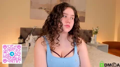 Snapshot of ariella_sol chatting on September 2025 01:06:02 AM Ariella GTM3 Tue Wed Thu Fri Sat 0400 am-1030pm online show from September 2025 01:06:02 AM