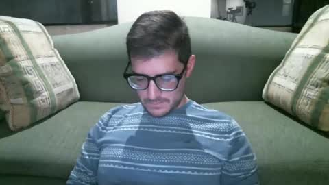 Snapshot of arielsinho chatting on December 2024 03:34:01 AM Anon online show from December 2024 03:34:01 AM