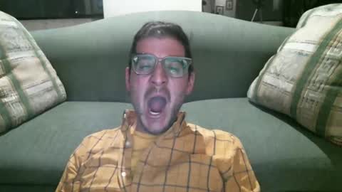 Snapshot of arielsinho chatting on January 2025 04:22:02 AM Anon online show from January 2025 04:22:02 AM