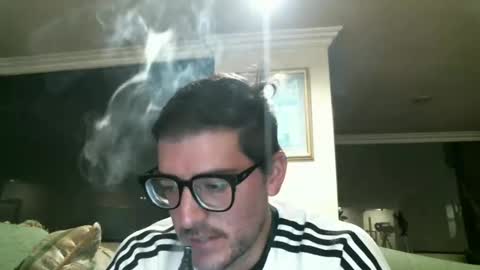 Snapshot of arielsinho chatting on January 2025 05:04:02 AM Anon online show from January 2025 05:04:02 AM