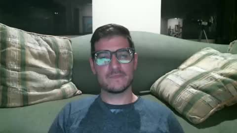 Snapshot of arielsinho chatting on February 2025 04:14:02 AM Anon online show from February 2025 04:14:02 AM