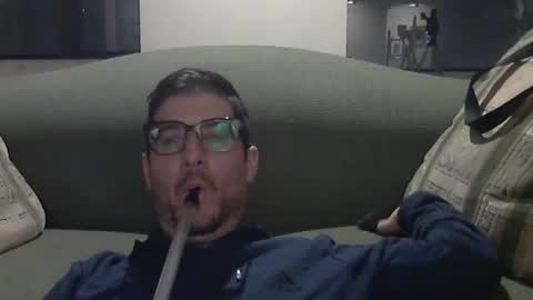 Snapshot of arielsinho chatting on March 2025 01:53:02 AM Anon online show from March 2025 01:53:02 AM