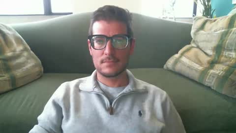 Snapshot of arielsinho chatting on November 2025 10:31:02 PM Anon online show from November 2025 10:31:02 PM