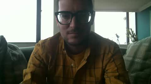 Snapshot of arielsinho chatting on December 2025 09:21:01 PM Anon online show from December 2025 09:21:01 PM