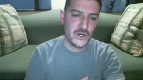 Snapshot of arielsinho chatting on March 2026 11:42:02 PM Anon online show from March 2026 11:42:02 PM