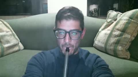 Snapshot of arielsinho chatting on May 2026 05:01:02 AM Anon online show from May 2026 05:01:02 AM