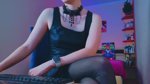 arielstonks_lovee online show from January 2025 06:31:01 AM