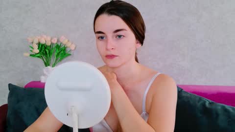 arielstonks_lovee online show from October 2025 02:06:01 AM