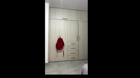 aries_plays online show from December 2025 07:53:02 PM