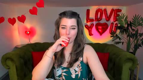 Ari online show from March 2025 03:18:01 PM