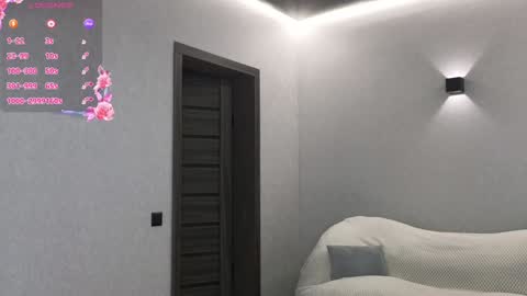 Ariadna online show from January 2025 04:57:02 AM