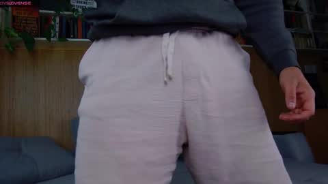 Snapshot of arilass chatting on September 2025 07:01:01 AM A n g e l  f r o m  H e l l online show from September 2025 07:01:01 AM