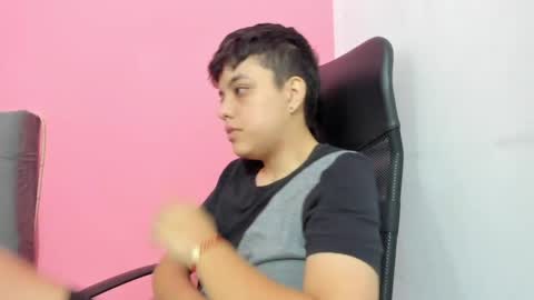 Aria  Cholee online show from April 2026 01:56:01 PM