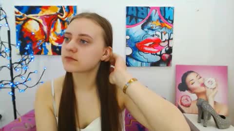 Snapshot of arinabelle chatting on February 2026 06:54:01 AM arinabelle online show from February 2026 06:54:01 AM