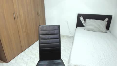 aristena_01 online show from February 2026 01:46:01 AM