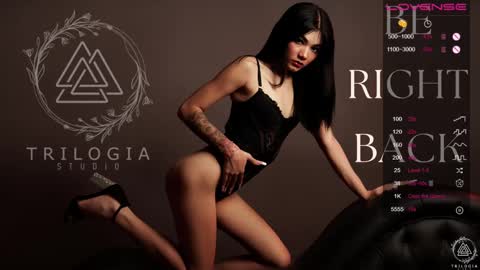 Snapshot of arivega chatting on December 2024 10:14:02 AM Nice to meet you thumb up me please its important I LOOK MY BIO DOWN online show from December 2024 10:14:02 AM