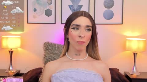 Snapshot of arivega chatting on January 2025 01:31:01 AM Nice to meet you thumb up me please its important I LOOK MY BIO DOWN online show from January 2025 01:31:01 AM