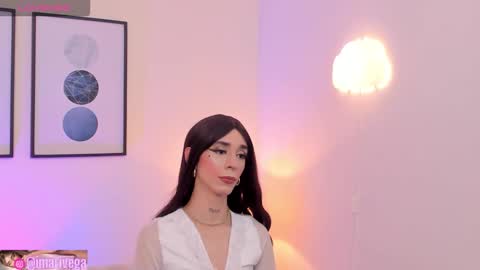 Snapshot of arivega chatting on September 2025 07:42:01 AM Nice to meet you thumb up me please its important I LOOK MY BIO DOWN online show from September 2025 07:42:01 AM
