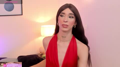 Snapshot of arivega chatting on September 2025 06:05:02 AM Nice to meet you thumb up me please its important I LOOK MY BIO DOWN online show from September 2025 06:05:02 AM