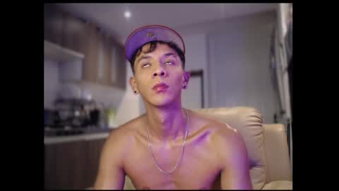 Snapshot of arlen_lexxx chatting on November 2025 07:12:01 AM arlen_lexxx online show from November 2025 07:12:01 AM