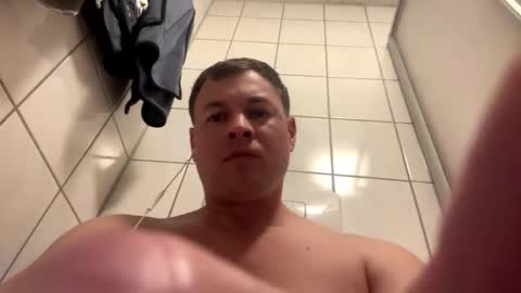 Snapshot of armyskater32 chatting on March 2025 09:59:02 PM armyskater32 online show from March 2025 09:59:02 PM