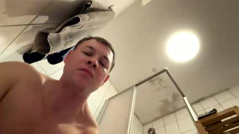 armyskater32 online show from February 2026 10:44:01 PM