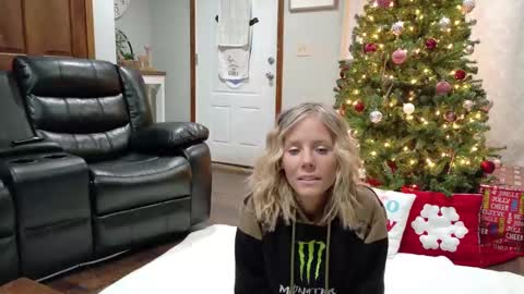 Samantha - Sammie online show from December 2024 10:28:02 PM