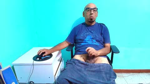 arnelux72 online show from March 2026 05:44:01 AM