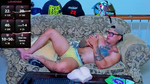 Snapshot of arnold_fit_hot98 chatting on October 2025 05:37:01 AM Arnold fit hot98 online show from October 2025 05:37:01 AM