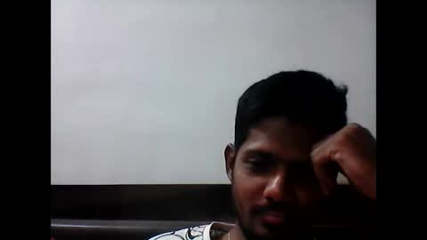 arnold_forfun online show from December 2025 07:53:02 PM