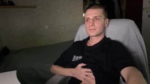 Snapshot of arnolngang chatting on February 2026 06:19:01 PM arnolngang online show from February 2026 06:19:01 PM