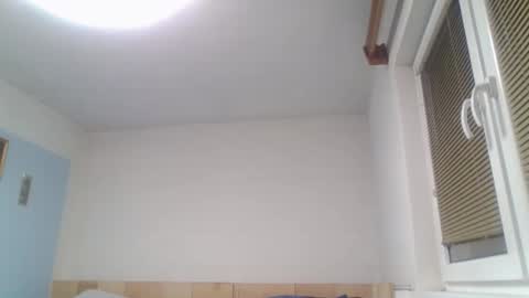 aromannn online show from November 2025 05:40:02 PM