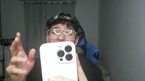   online show from February 2025 06:12:01 AM