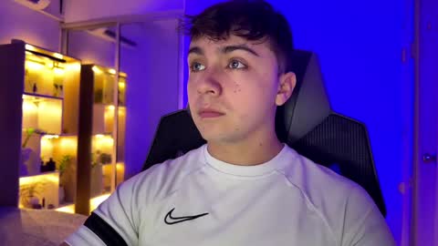 aron__cooper online show from September 2025 12:01:02 AM