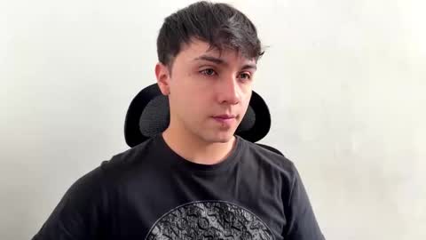 aron__cooper online show from November 2025 02:28:01 PM