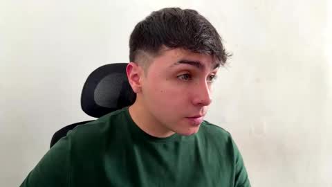 aron__cooper online show from December 2025 02:36:02 PM