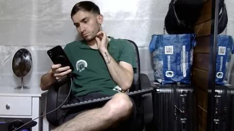 Aron G Franco online show from November 2025 03:27:01 AM