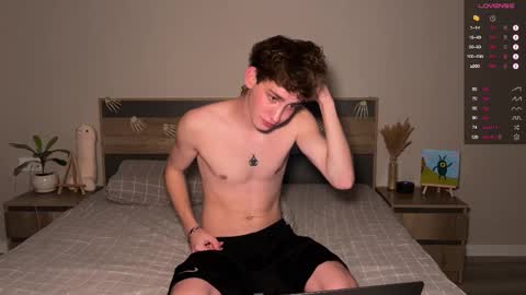 Aron and Phil solo online show from November 2025 04:09:01 PM