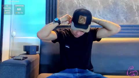 Aroon   online show from January 2026 07:16:02 PM